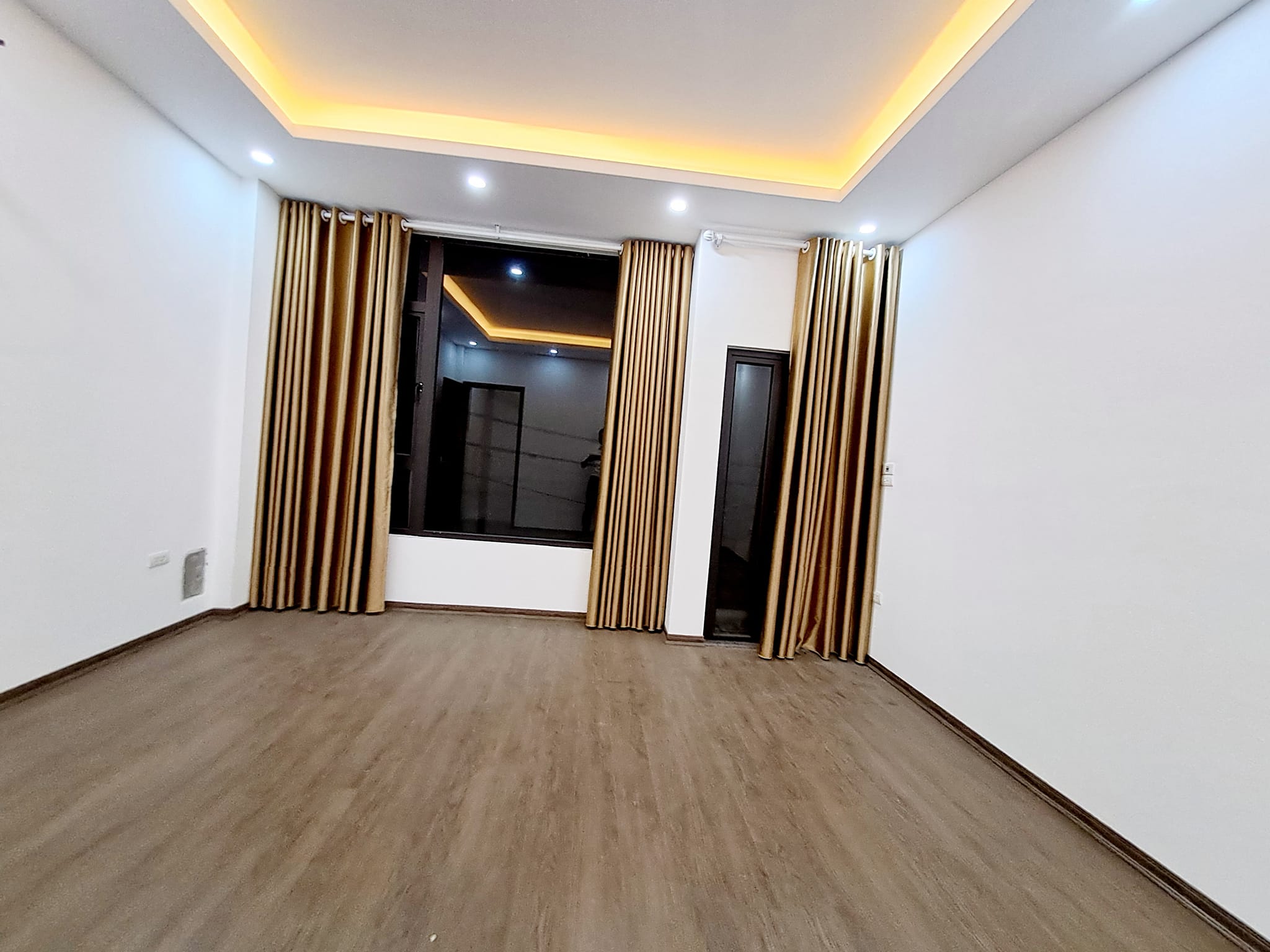 Ngõ thông, nông, ô tô 10m, nhà ở ngay, Phan Đình Giót, Thanh Xuân