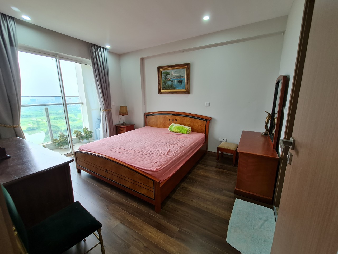 Cho thuê chung cư Ciputra 3 phòng ngủ 113m2, 3 phòng ngủ, 2 phòng vệ sinh, 1 phòng khách, 1 phòng bếp, thương lượng giá