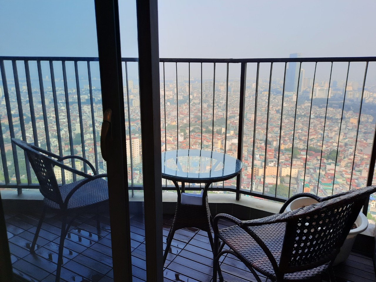 Cho thuê chung cư Sun Square 3 phòng ngủ, 135 m2 tại Nam Từ Liêm, giá 16 triệu/tháng