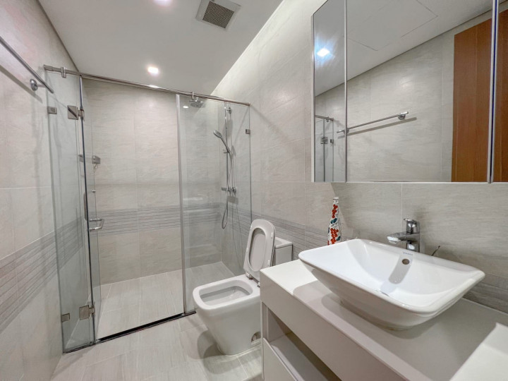 Cho thuê chung cư Vinhomes West Point khu vực Nam Từ Liêm căn hộ 2PN