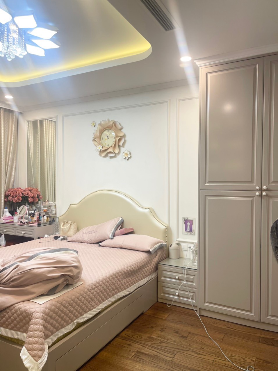 Cho thuê chung cư A10 Nam Trung Yên, Yên Hòa, Cầu Giấy, 98m2 3N 2VS, khách, b