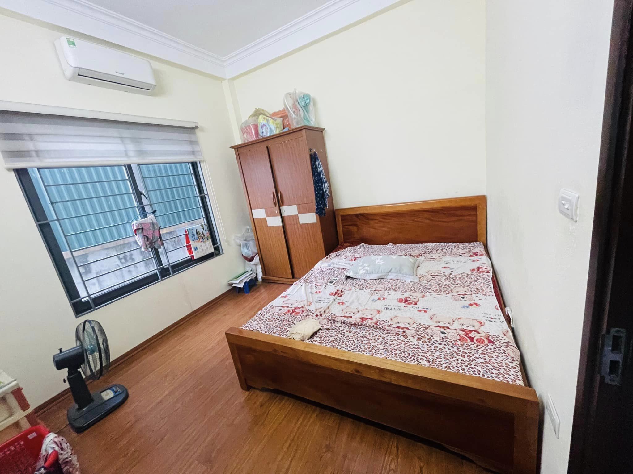 Chủ tự xây, thông sàn, căn góc bán nhà Phạm Ngọc Thạch