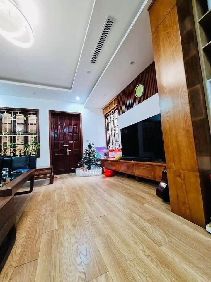 Dân xây 5 năm, mặt ngõ 3m, 2 thoáng ở ngay bán nhà Tôn Đức Thắng