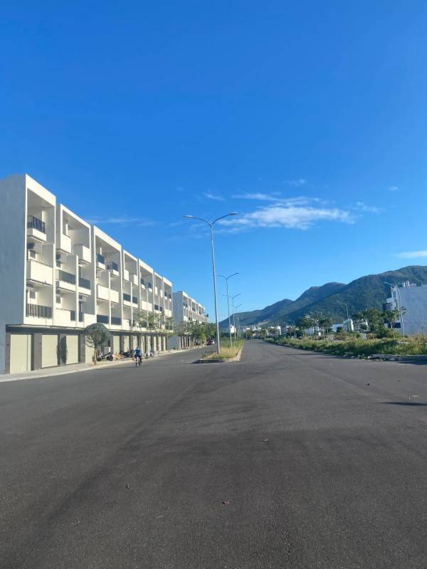 Bán đất Võ Văn Kiệt rộng 40m của Phường Phước Long, Nha Trang, Khánh Hòa