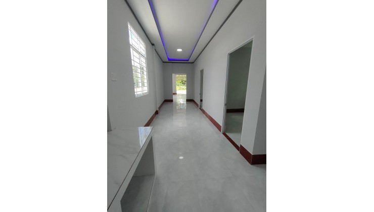 Bán gấp căn nhà phố thuộc Phường 9, TP Vĩnh Long giá cực tốt