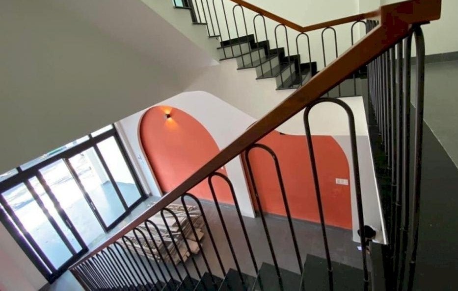 Bán nhà phố trung tâm Pleiku cần tiền nên bán gấp