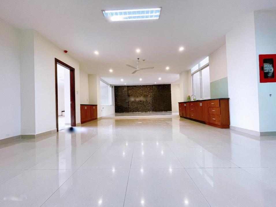 Cho thuê văn phòng tầng 3 - tòa nhà Xuân Hòa Group, Nha Trang