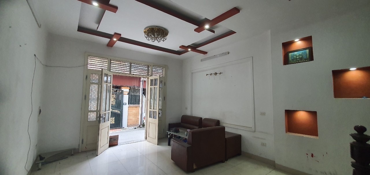 Cực hiếm, bán nhà Phố Phú Lương, Hà Đông, 51m2, Phân Lô, Ô tô tải, giá 3.5 tỷ