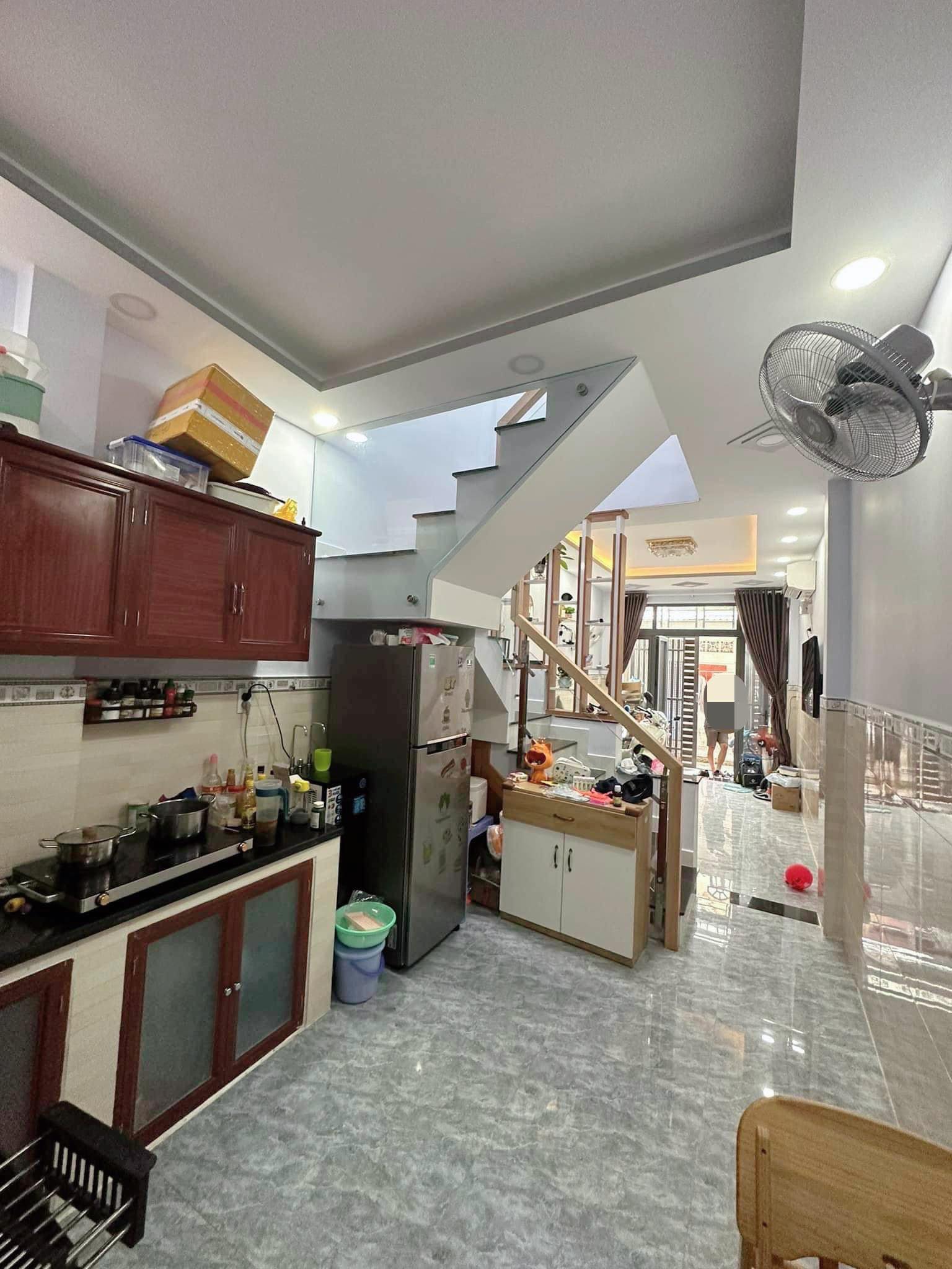 Bán nhà shr 32m2-2tang-2pn Phan Huy Ích , hẻm kiamoning gần chung cư Phúc Yên , 3tỷ nhỉnh 0932030061