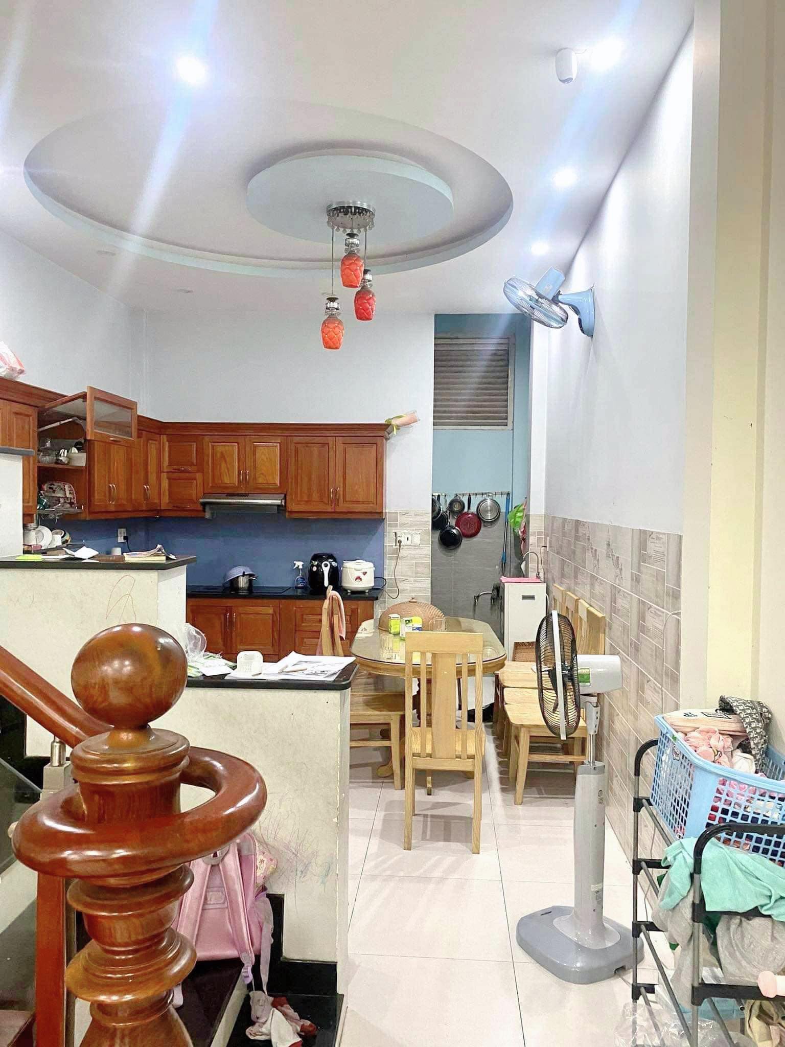 Bán nhà hxh 69m2-3tang gần Trần Thái Tông giao Phạm Văn Bạch - nở hậu nhẹ - 7 tỷ nhỉnh 0932030061