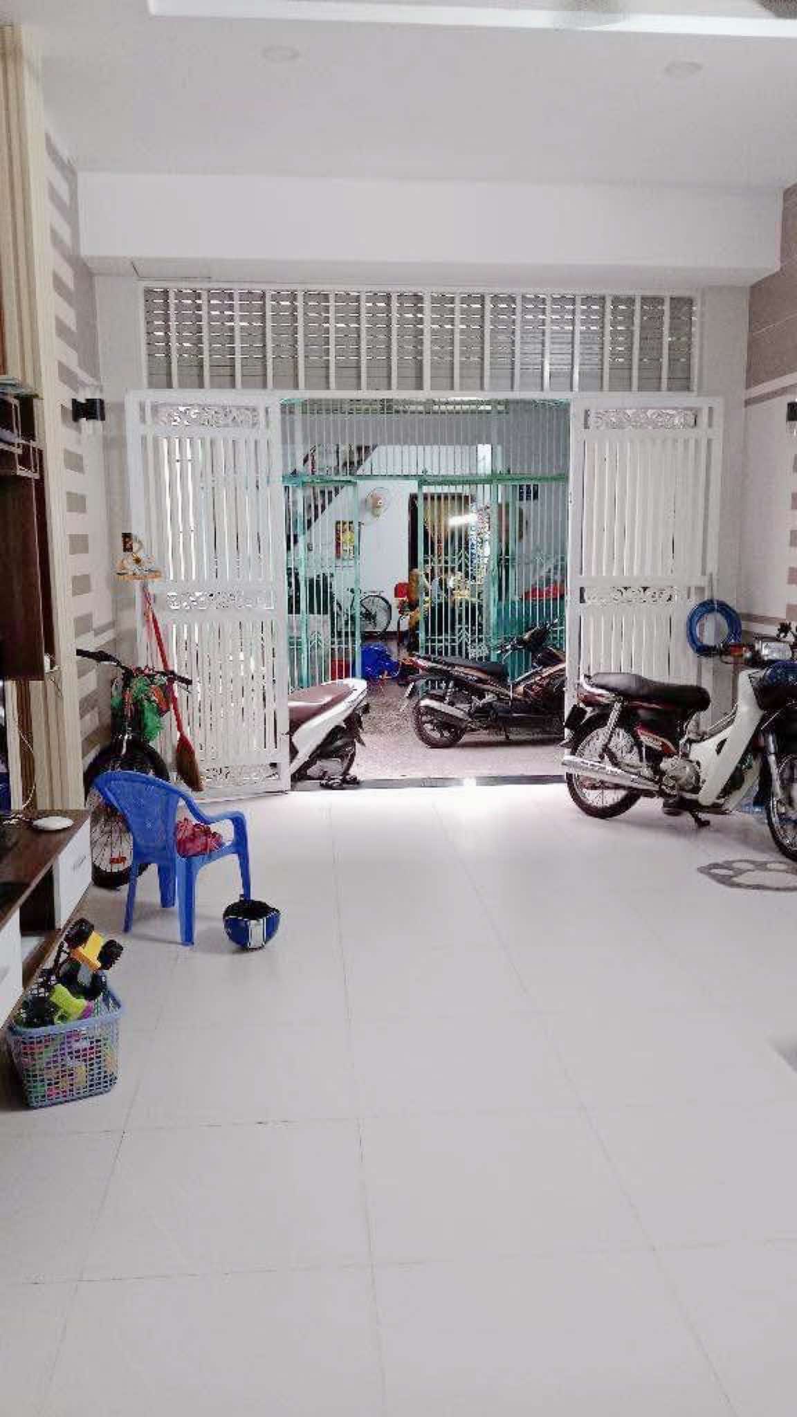 Bán nhà hxh 2 mặt hẻm 39m2-2tang Gò Dầu Tân Phú - 5p ra Aeon ,giáp Bình Tân -4 tỷ nhỉnh 0932030061