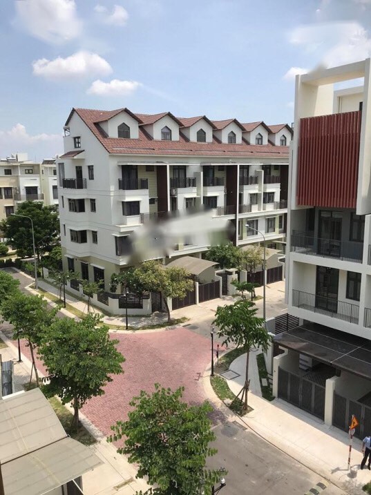 Cho thuê biệt thự khu đô thị vườn Midori Park đường Lý Thái Tổ, Bình Dương