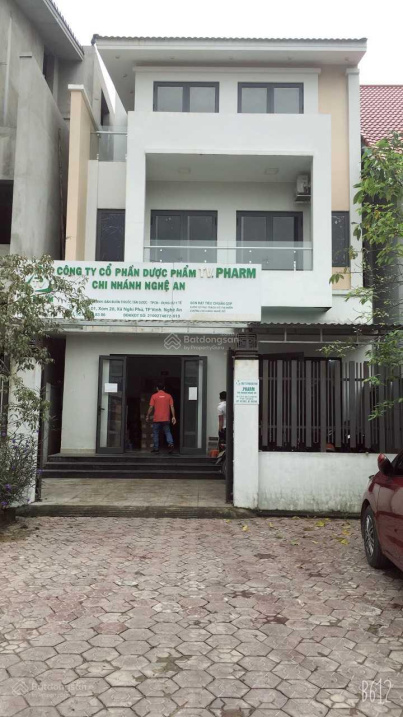 Cho thuê nhà kinh doanh 3 tầng tại đường Lê Nin, Nghệ An