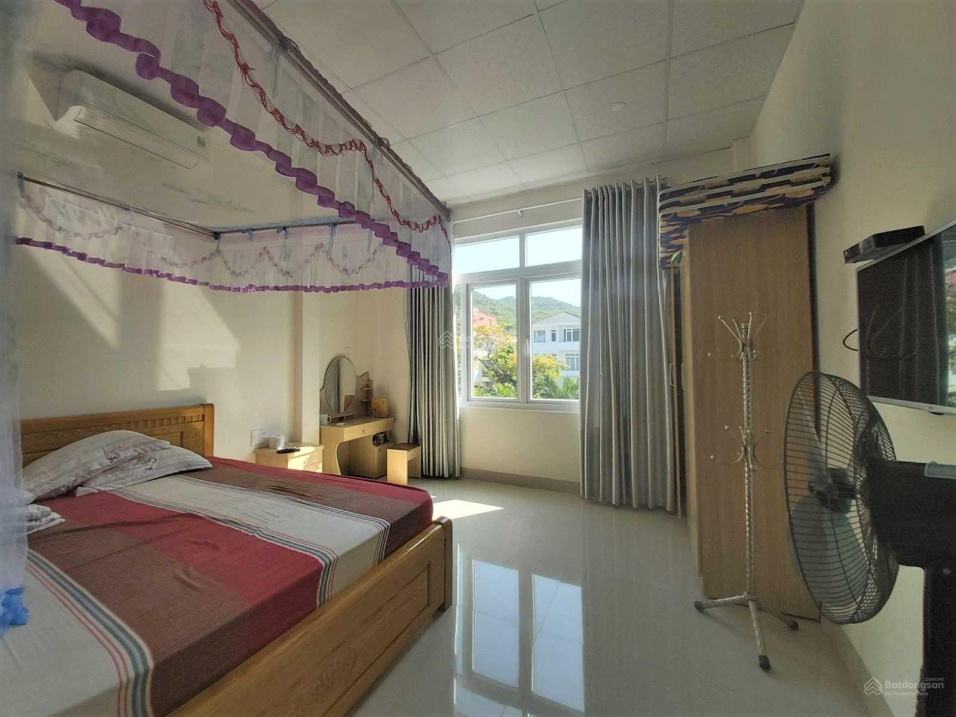 Cho thuê villa sân vườn khu đô thị An Viên diện tích 260m2