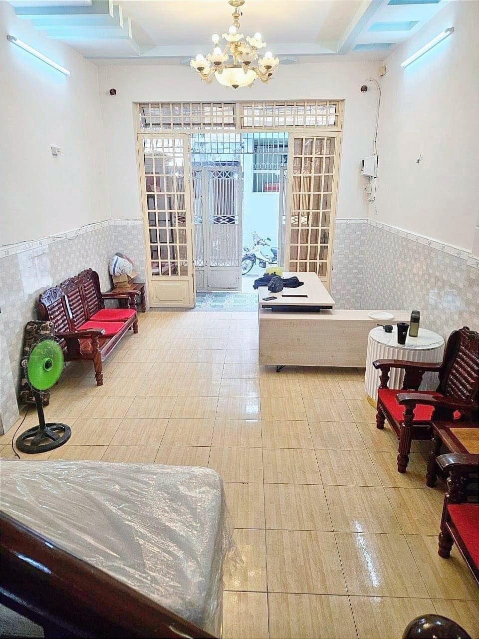 Bán nhà shr 50m2 2tang Phạm Văn Bạch Tân Bình, 4 tỷ nhỉnh 0932030061