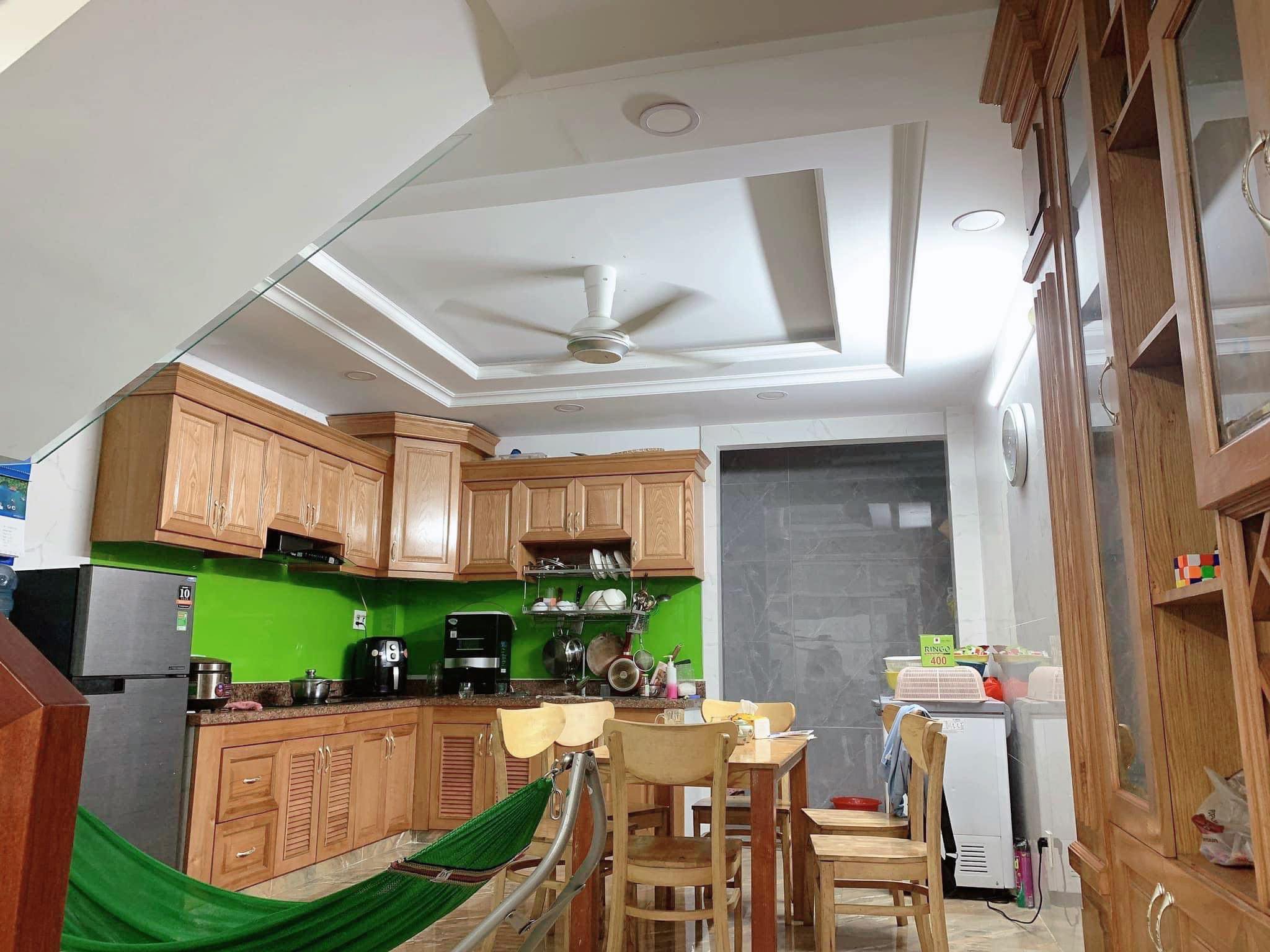 Bán nhà shr 57m2-5tang Phạm Văn Bạch Tân Bình, oto ngủ nhà , 7ty nhỉnh 0932030061