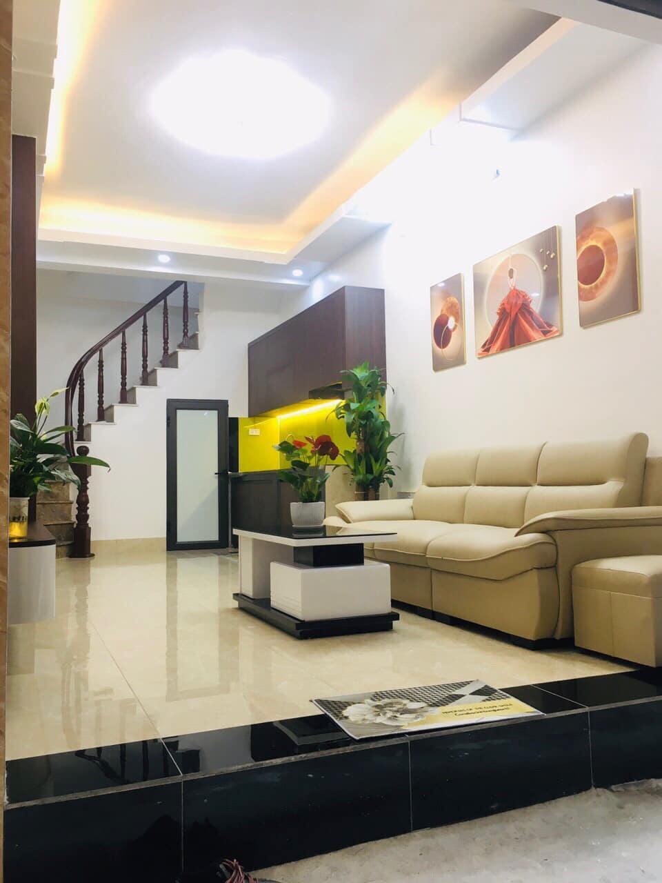 Bán nhà riêng ngõ 77 Bùi Xương Trạch 30m2, 4 Tầng, Ô Tô Giá Chỉ 4,7 Tỷ