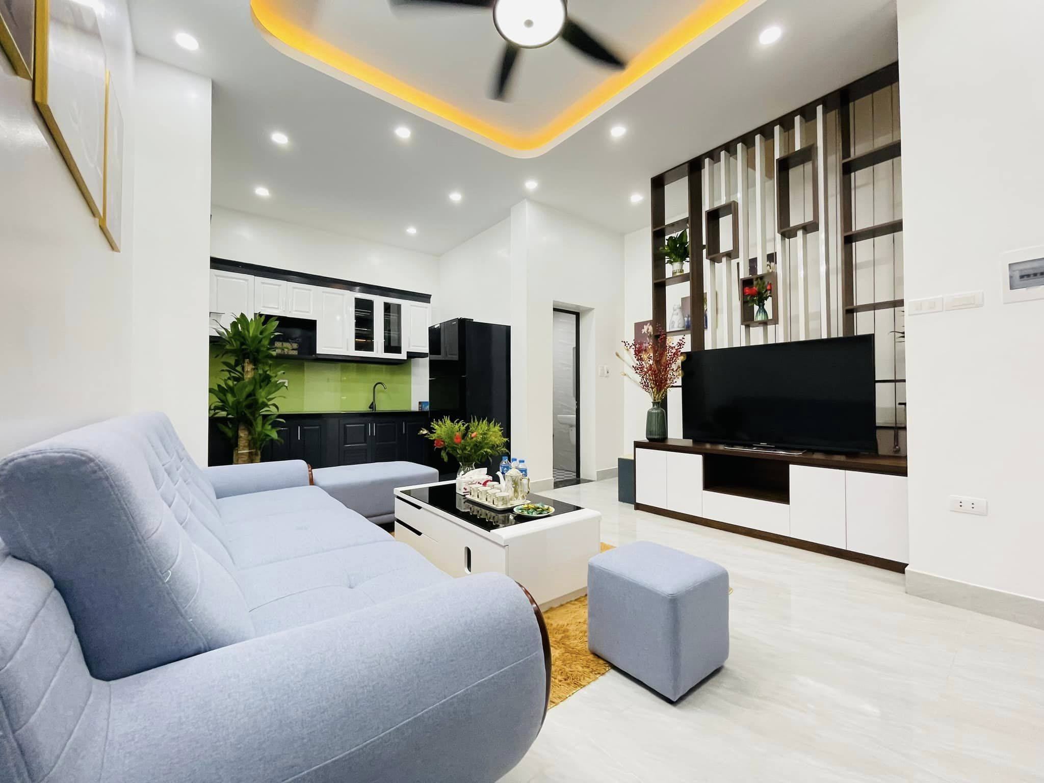 Bán Nhà Riêng Ngõ 162 Lê Trọng Tấn 45.6M², MT4.83m, Ô Tô Giá 5 Tỷ