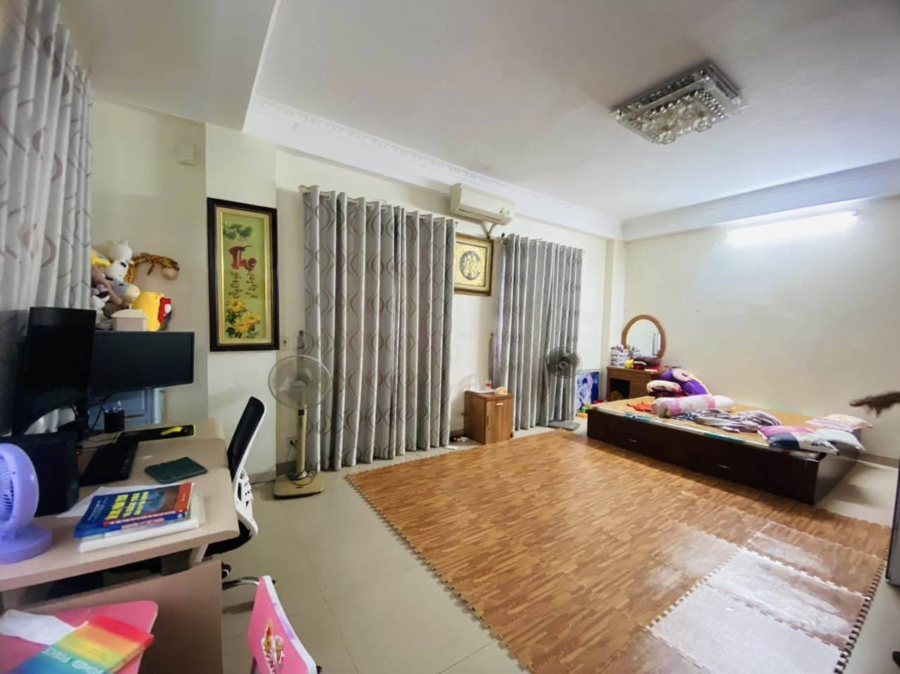 Bán Nhà Riêng Ngõ 92 Vương Thừa Vũ Thanh Xuân 41m2, mặt tiền khủng, lô góc, giá chỉ 5 Tỷ