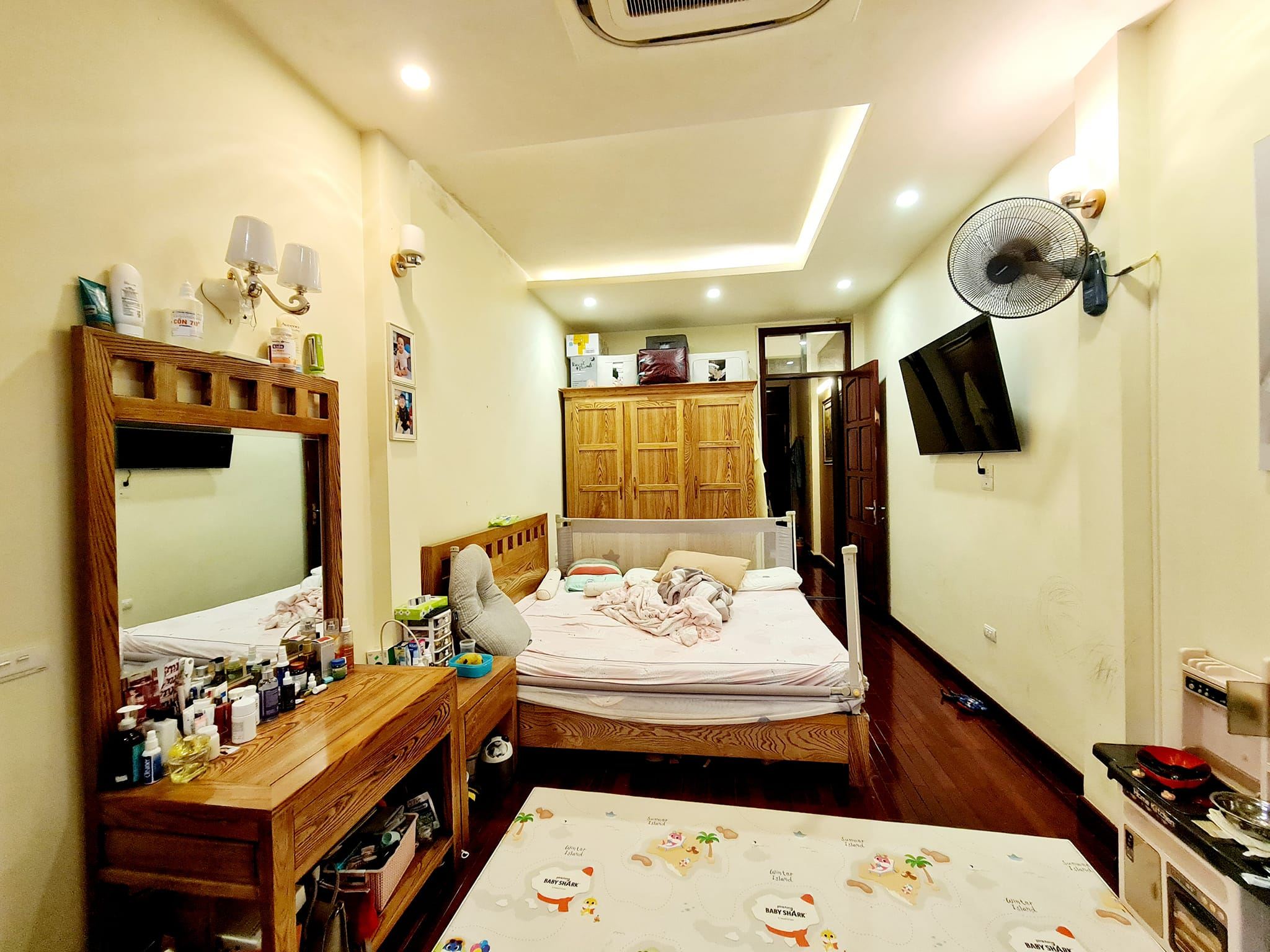 Bán Nhà Riêng Ngõ 69A Hoàng Văn Thái 55m2, 4 Tầng, 2 Thoáng, Ngõ Thông, Ô Tô, Giá Chỉ 7,8 Tỷ