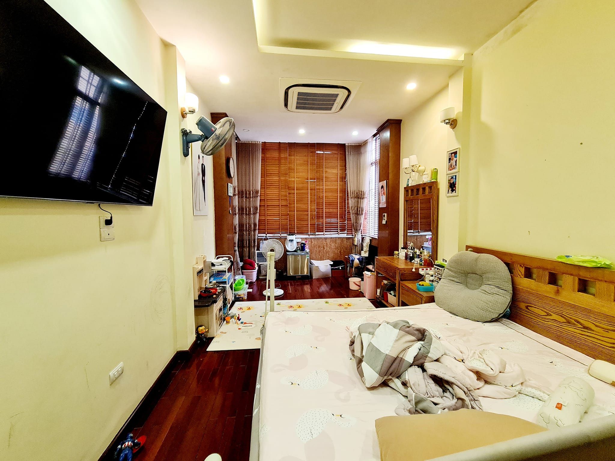 Bán Nhà Riêng Ngõ 69A Hoàng Văn Thái 55m2, 4 Tầng, 2 Thoáng, Ngõ Thông, Ô Tô, Giá Chỉ 7,8 Tỷ