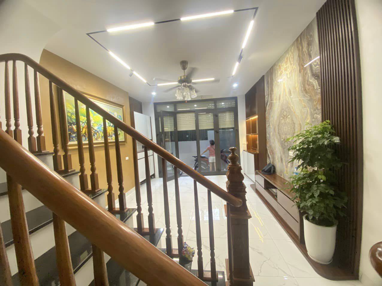 Bán nhà riêng ngõ 268 Lê Trọng Tấn Thanh Xuân 50m2, 5 tầng, MT 5m, 2 Mặt Ngõ Giá Chỉ 6,8 Tỷ