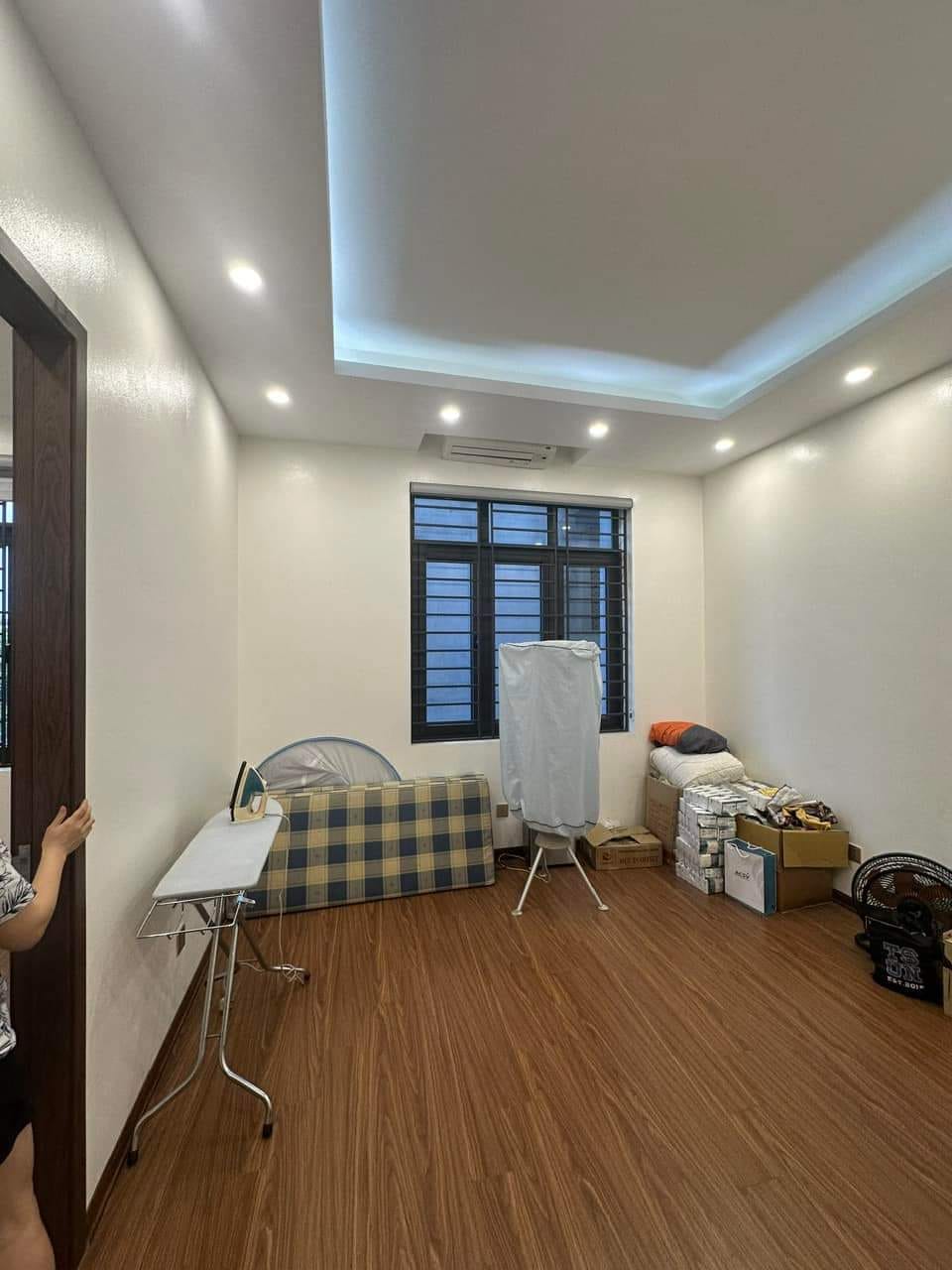Bán nhà riêng phố Tô Vĩnh Diện 80,6m², MT8m, Lô góc, Ô Tô, Kinh doanh chỉ 12.6 tỷ.