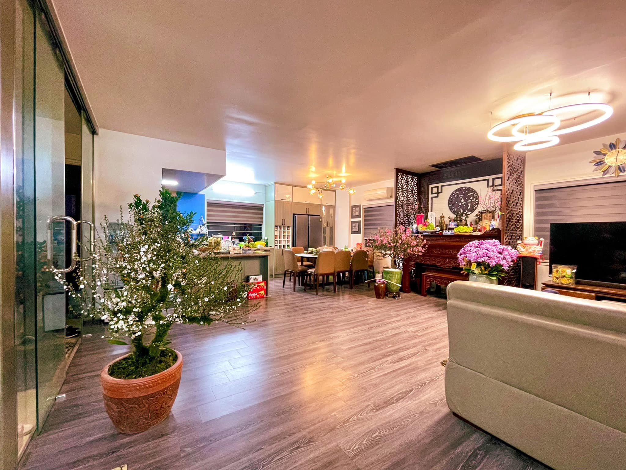 Bán Nhà Riêng Mặt Phố Tô Vĩnh Diện 45m2, 5 Tầng , Kinh Doanh Nhộn Nhịp Giá Chỉ 11 Tỷ