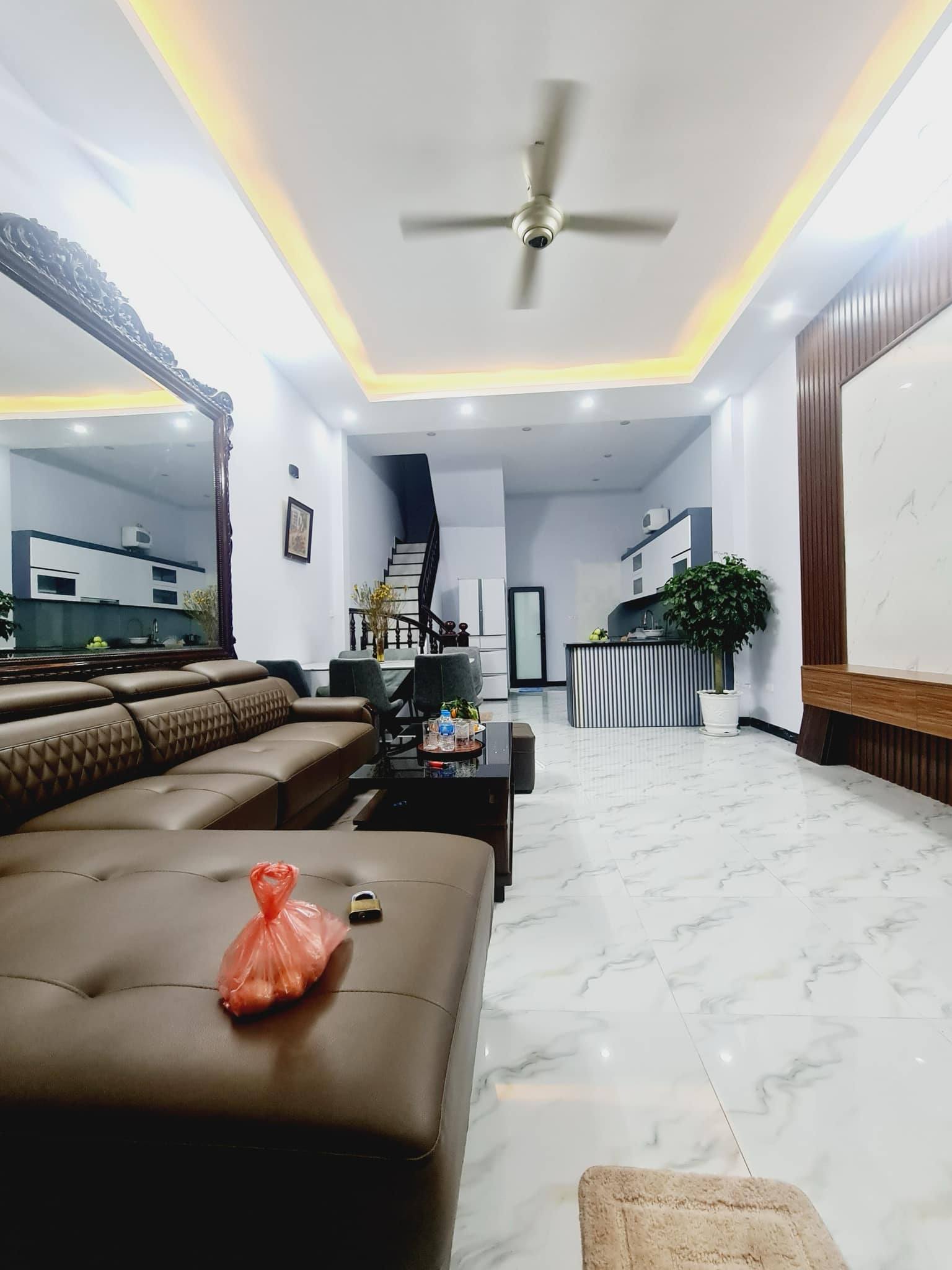 Bán Nhà Riêng Ngõ 198 Lê Trọng Tấn Thanh Xuân 56m2, 5 tầng, Mt 5m,Giá Chỉ 8T
