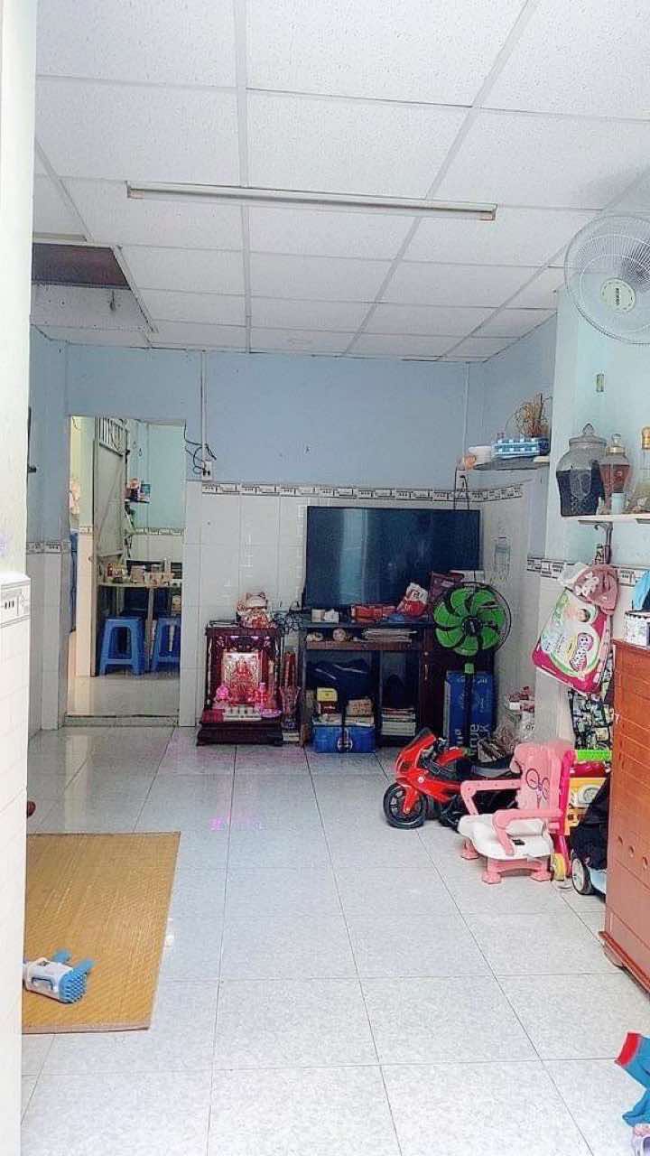 Bán nhà sát mt Nguyễn Hữu Tiến Tân Phú 63m2-4p,thu nhập 10tr/th - hẻm 3 gác - 4tỷ650