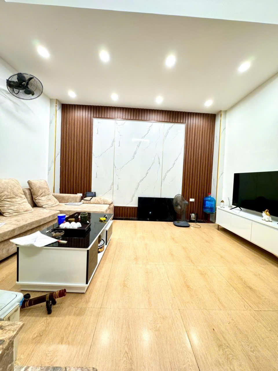 Bán nhà riêng ngõ 252 Tây Sơn 30m2, 5T, MT 5m Dân Xây Ô Tô Giá Chỉ 5,3 Tỷ