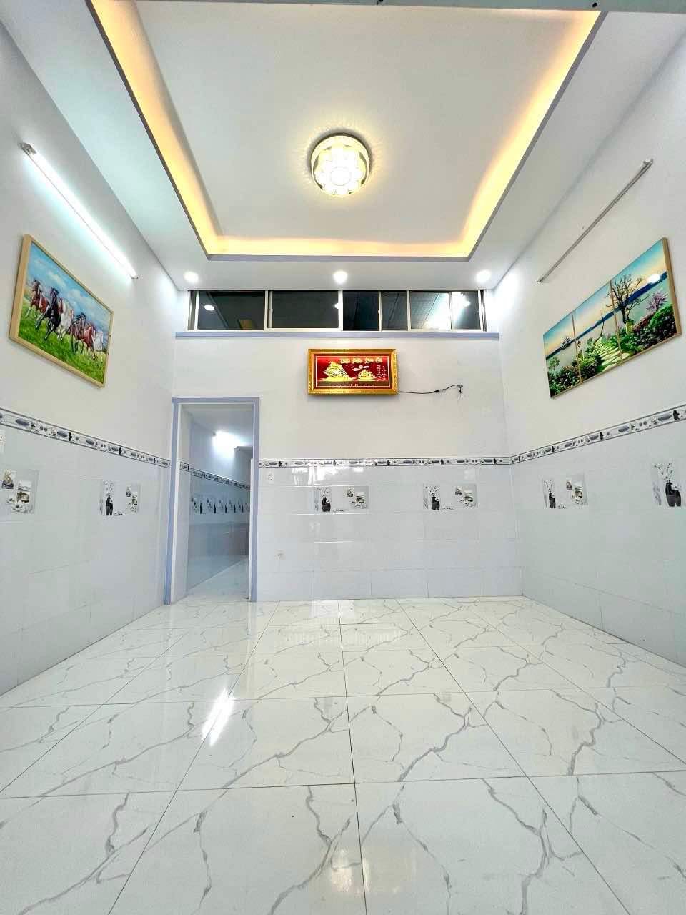 Chủ định cư cần bán nhà phường 15,Gò Vấp, 4pn,Full nội thất, gần 120m2 SD, chỉ 4.X TỶ