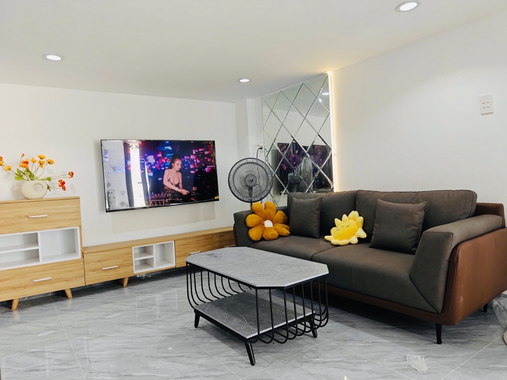 Bán nhà MỚI phường 15 Gò Vấp, 4pn, 3wc gần 50m2, chỉ 4.X TỶ