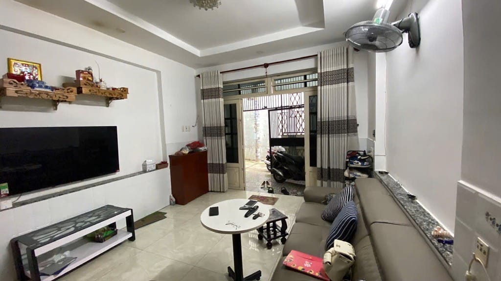 Bán nhà hẻm XE TẢI phường 15, Gò Vấp, gần 120m2 sử dụng, 4 PN, 3WC, NHỈNH 4 TỶ
