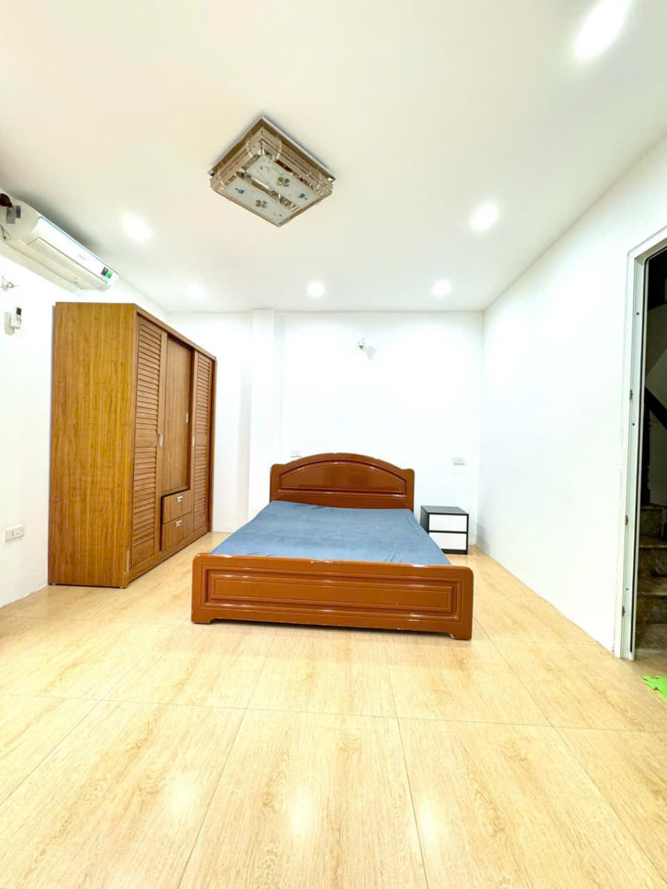 Bán nhà riêng ngõ 252 Tây Sơn 30m2, 5T, MT 5m Dân Xây Ô Tô Giá Chỉ 5,3 Tỷ