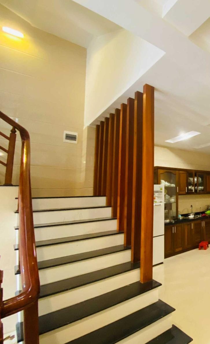 Bán nhanh căn nhà phố P. Hà Huy Tập, TP Vinh giá chí 3 tỷ 4