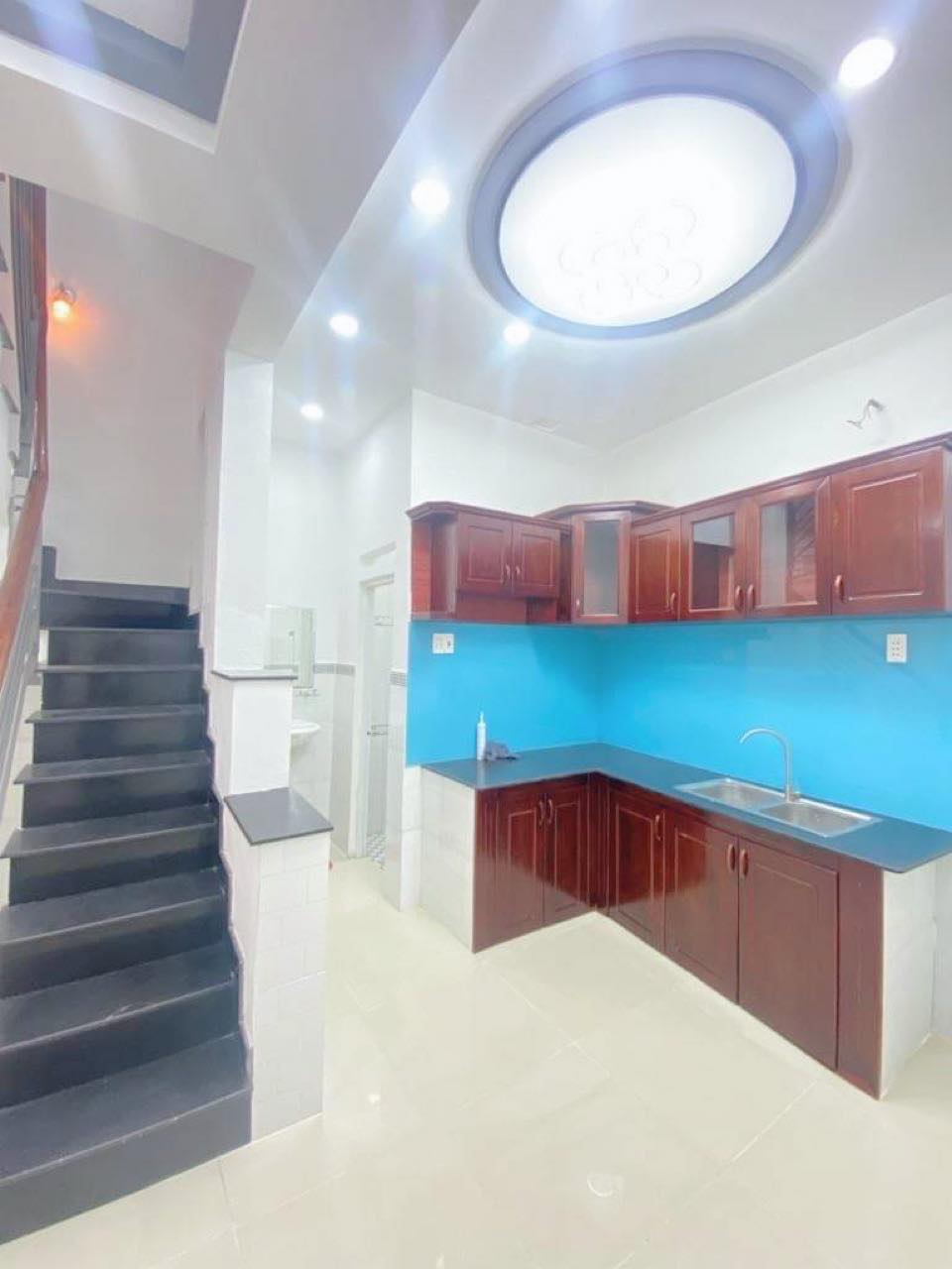 Bán nhà 29m2-2tang ngay Emart Phan Huy Ích - Gò Vấp , hẻm 3 gác - nở hậu - 3 tỷ nhỉnh 0932030061