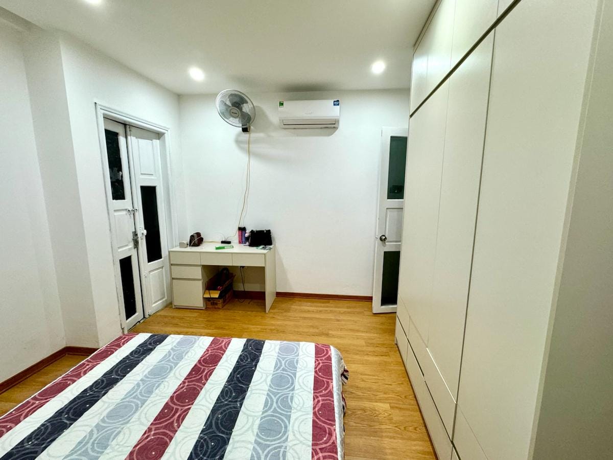 Bán nhà riêng Bùi Xương Trạch Thanh Xuân 30m2 4T Mt 4m Ô Tô Qua Nhà Giá Chỉ 6. tỷ