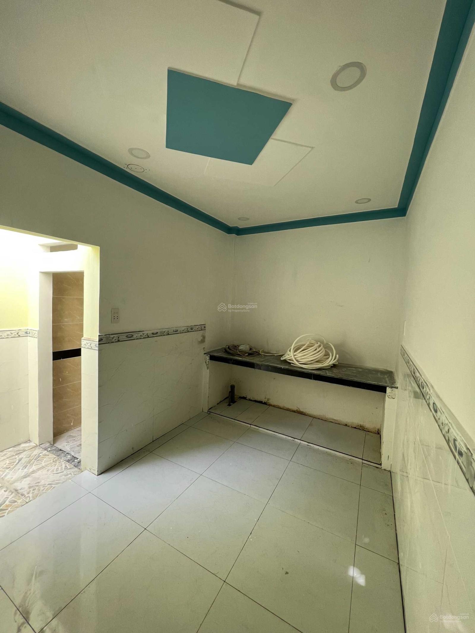 Cần bán gấp nhà sổ riêng cách Mỹ Phước - Tân Vạn chỉ 30m