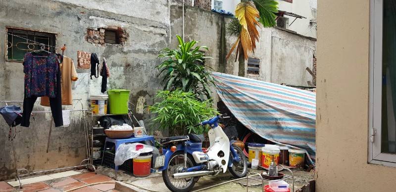 Cần bán ô đất trong ngách thuộc ngõ 61 phố Trạm Long Biên cách ngõ 61 15m
