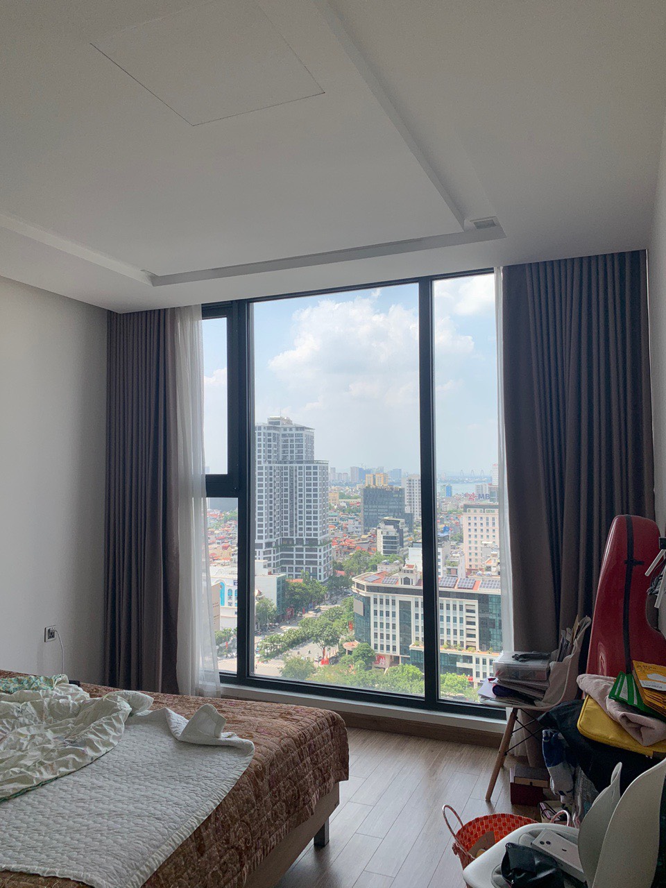 (Tin + ảnh thật) mình cho thuê căn 3PN 120m2 tòa M1 - tầng cao bao view đẹp