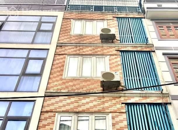 Chính chủ cần bán căn nhà mặt phố diện tích 30m2 ở Hoàng Mai, Hà Nội