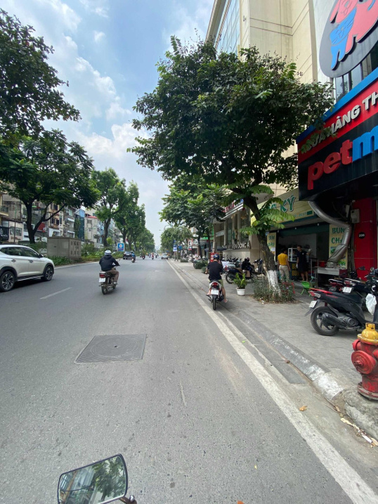 Cho thuê tòa nhà mặt phố Kim Mã, Ba Đình, diện tích 85m2