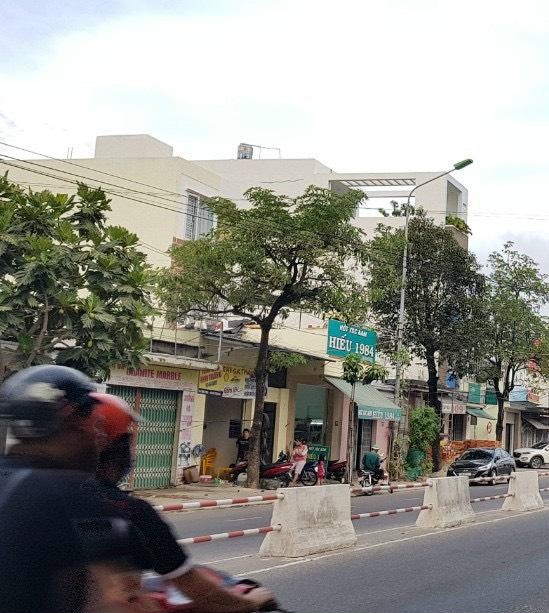 Bán nhà phố mặt tiền Phường Phước Long, Nha Trang giá 17 tỷ 300