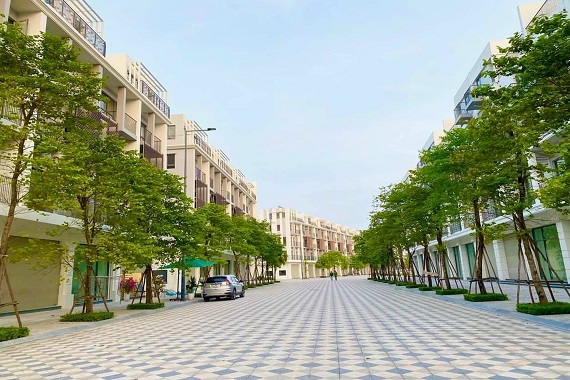 The Manor Central Park Villas